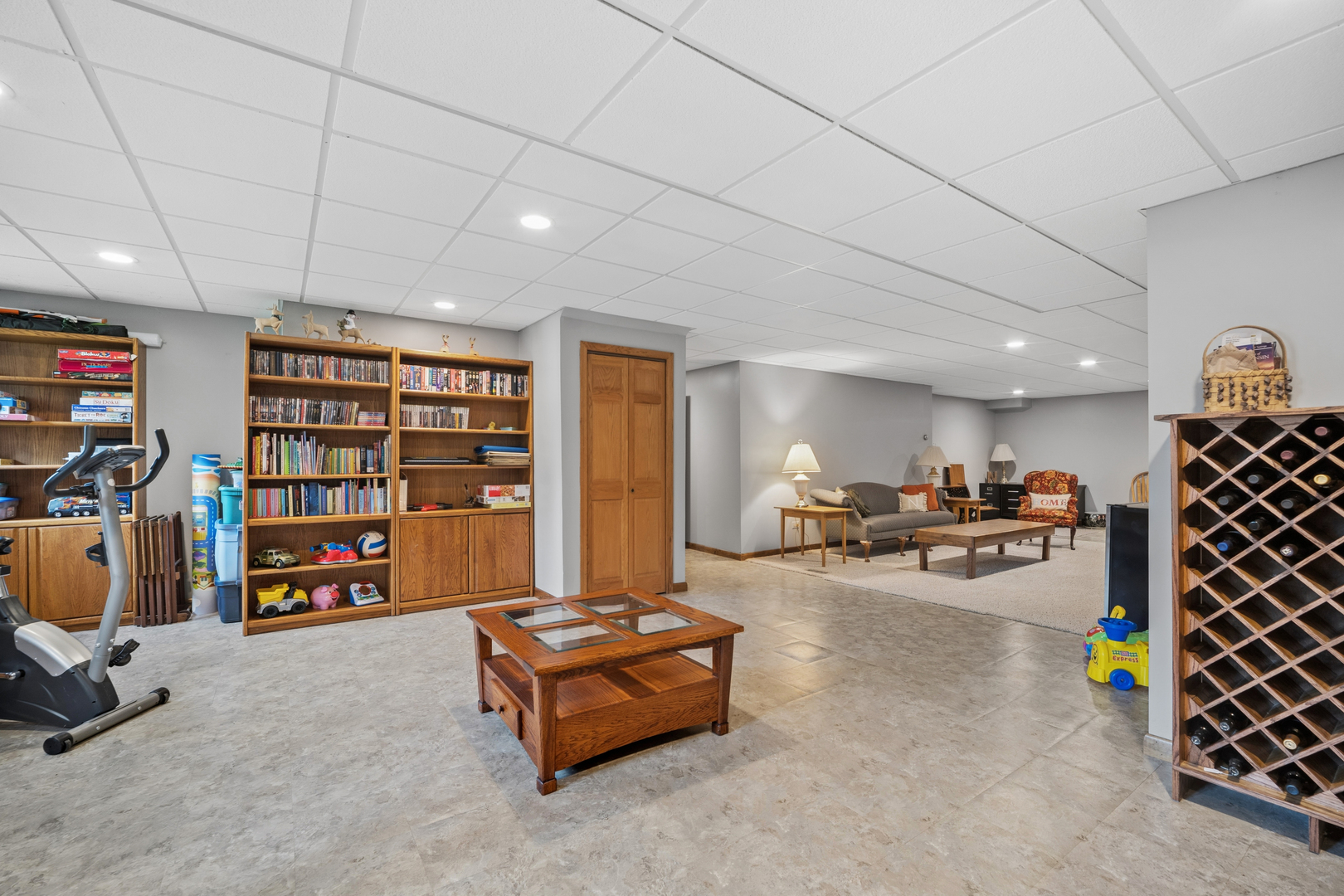 12749215 Property Photo 24