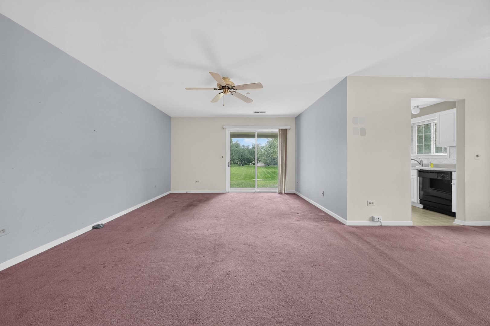 1402 W Hawkes Street 3 Property Photo 14