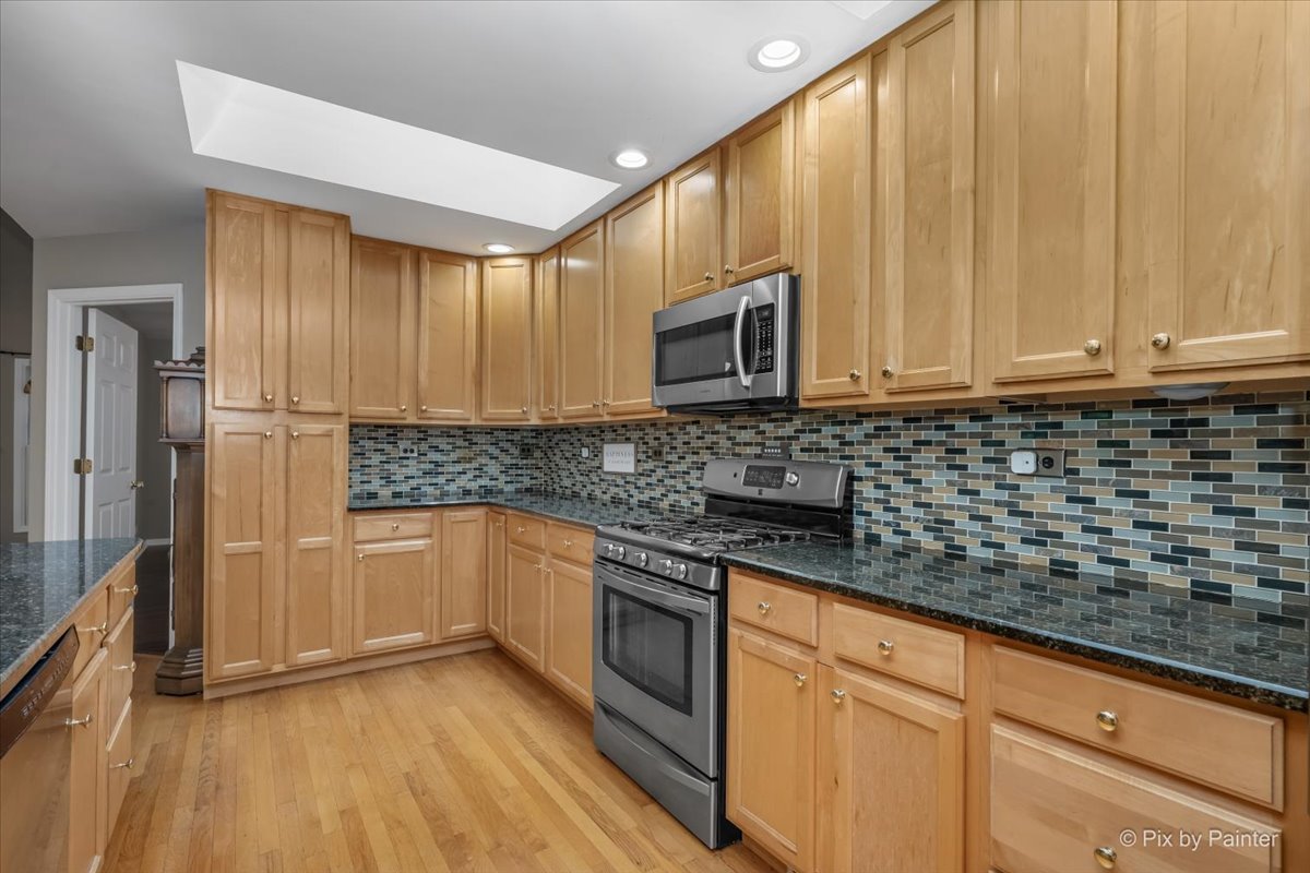 34439 N Hickory Lane Property Photo 11