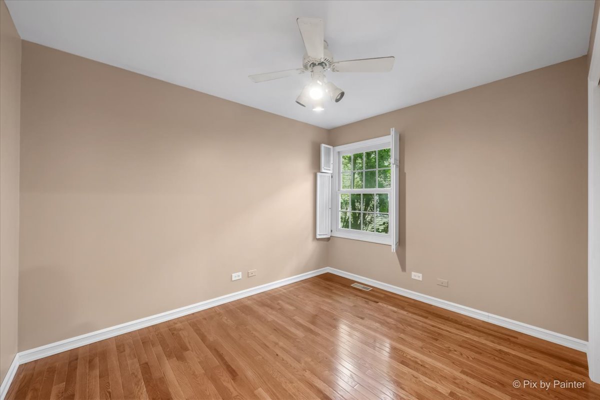 34439 N Hickory Lane Property Photo 21