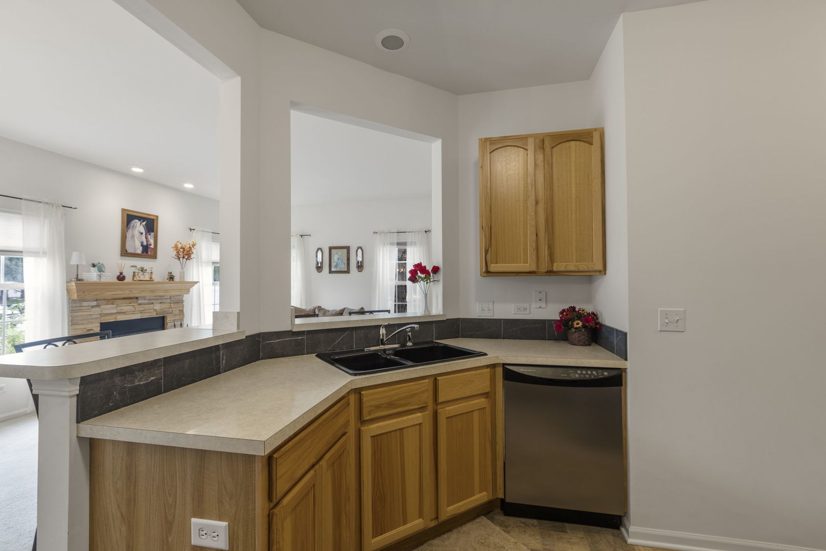 2702 Kendall Crossing Property Photo 10