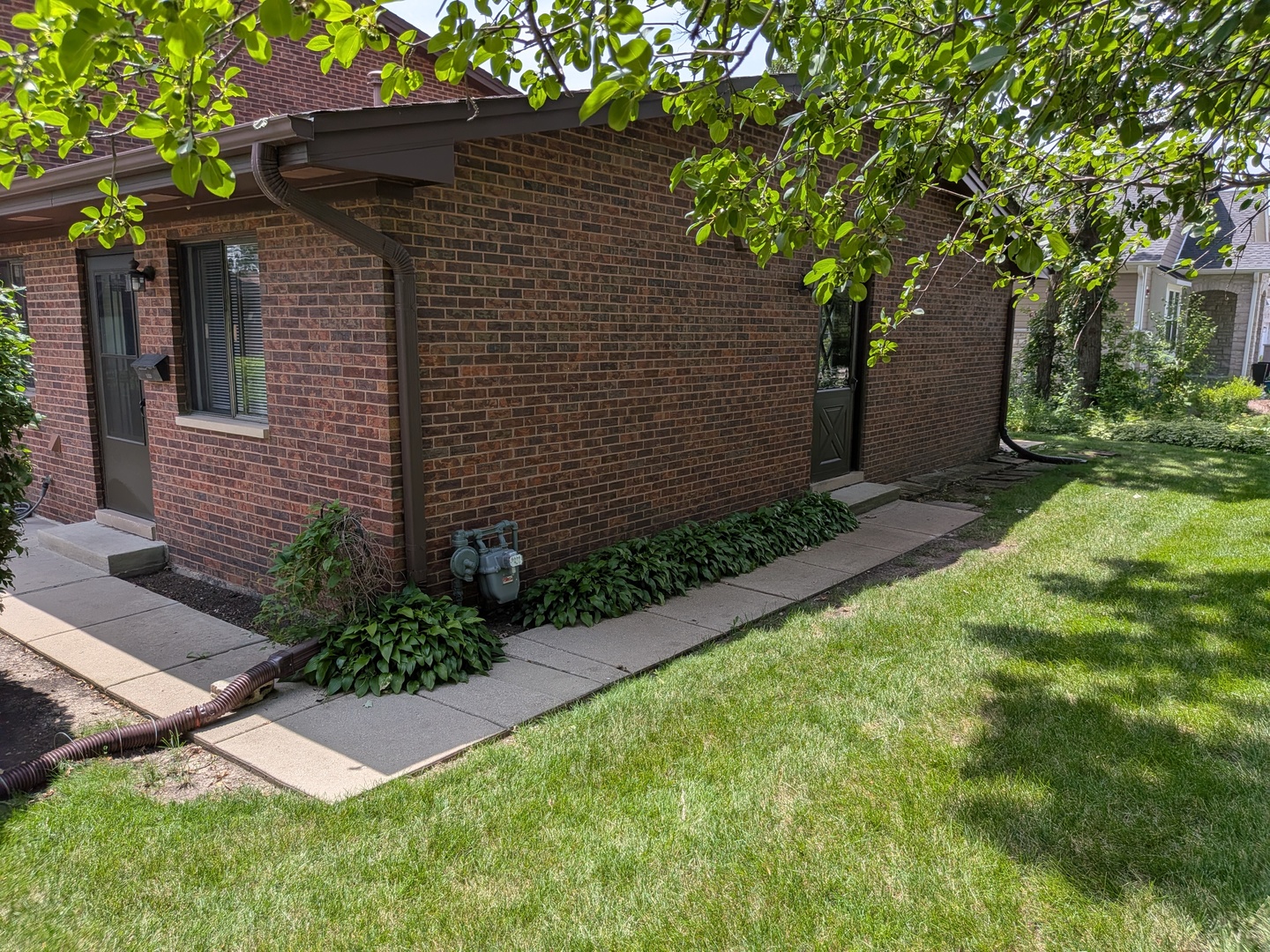1231 Geneva Lane Property Photo 5