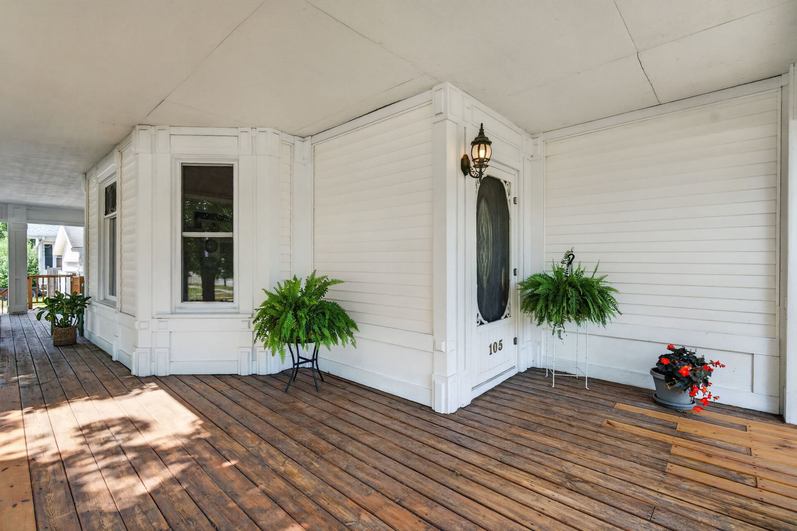 105 N Main Street Property Photo 5