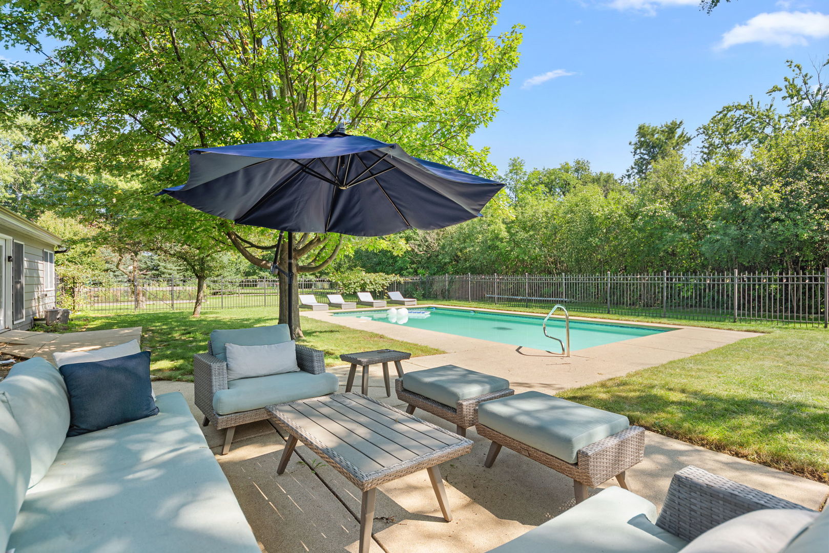 1195 Longmeadow Road Property Photo 28