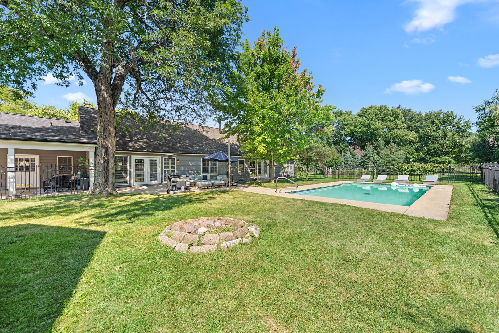1195 Longmeadow Road Property Photo 30