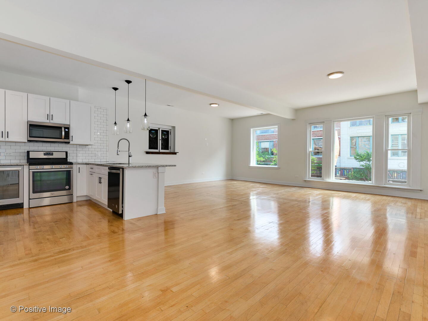 1618 W Chicago Avenue 2 Property Photo 4