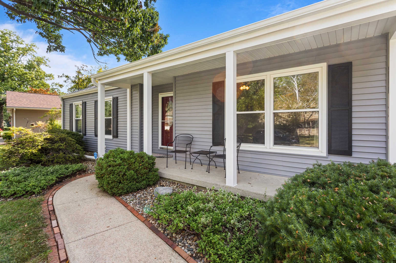 4 Magnolia Court Property Photo 3