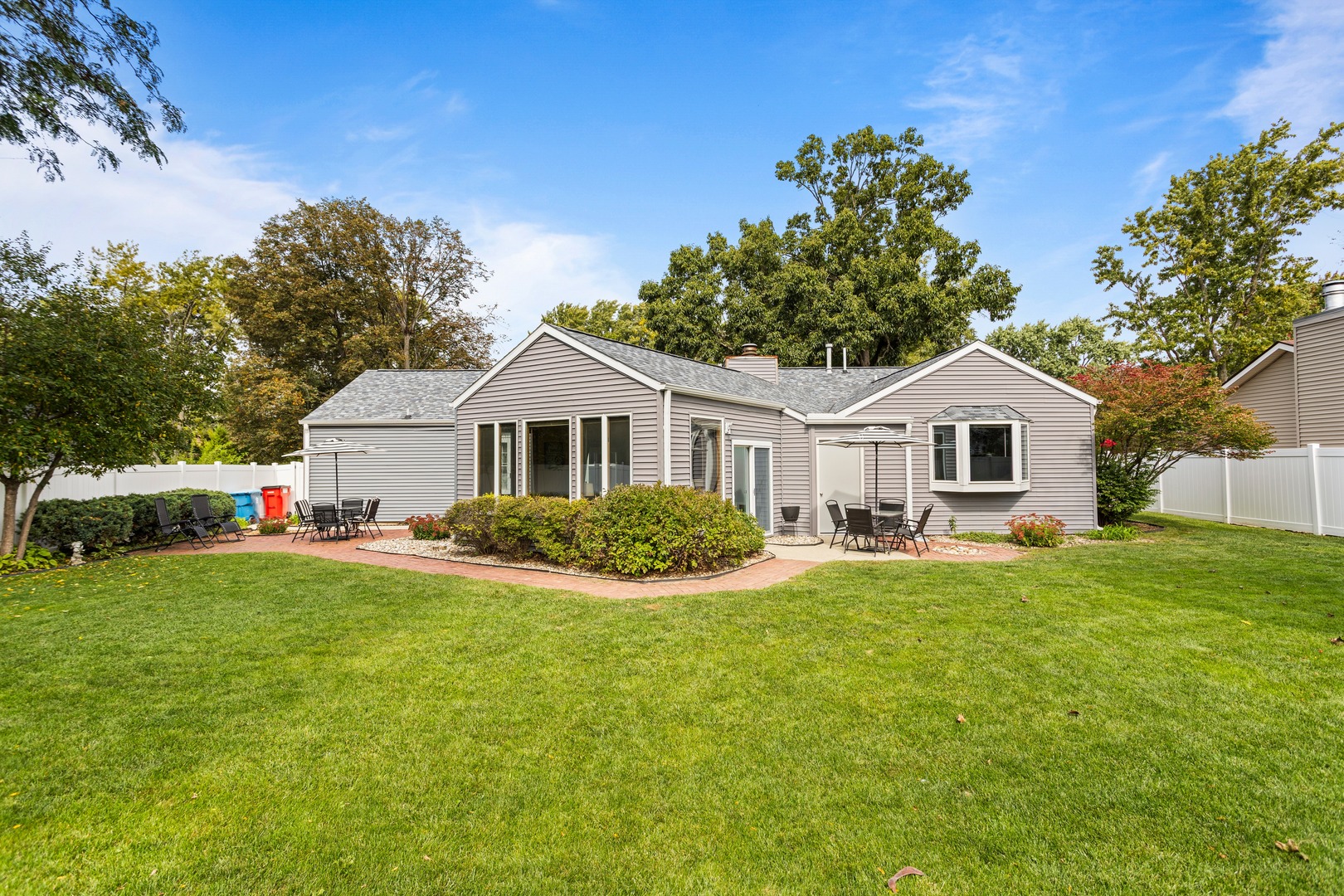 4 Magnolia Court Property Photo 6