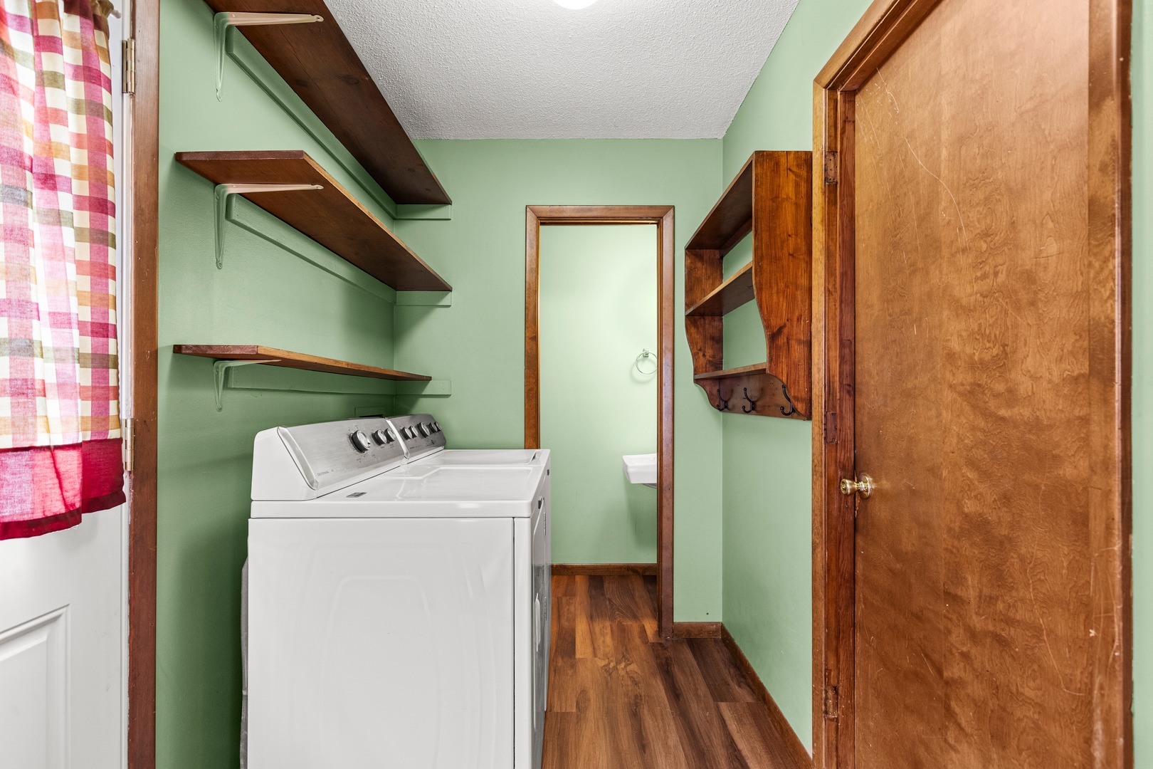 4 Magnolia Court Property Photo 20