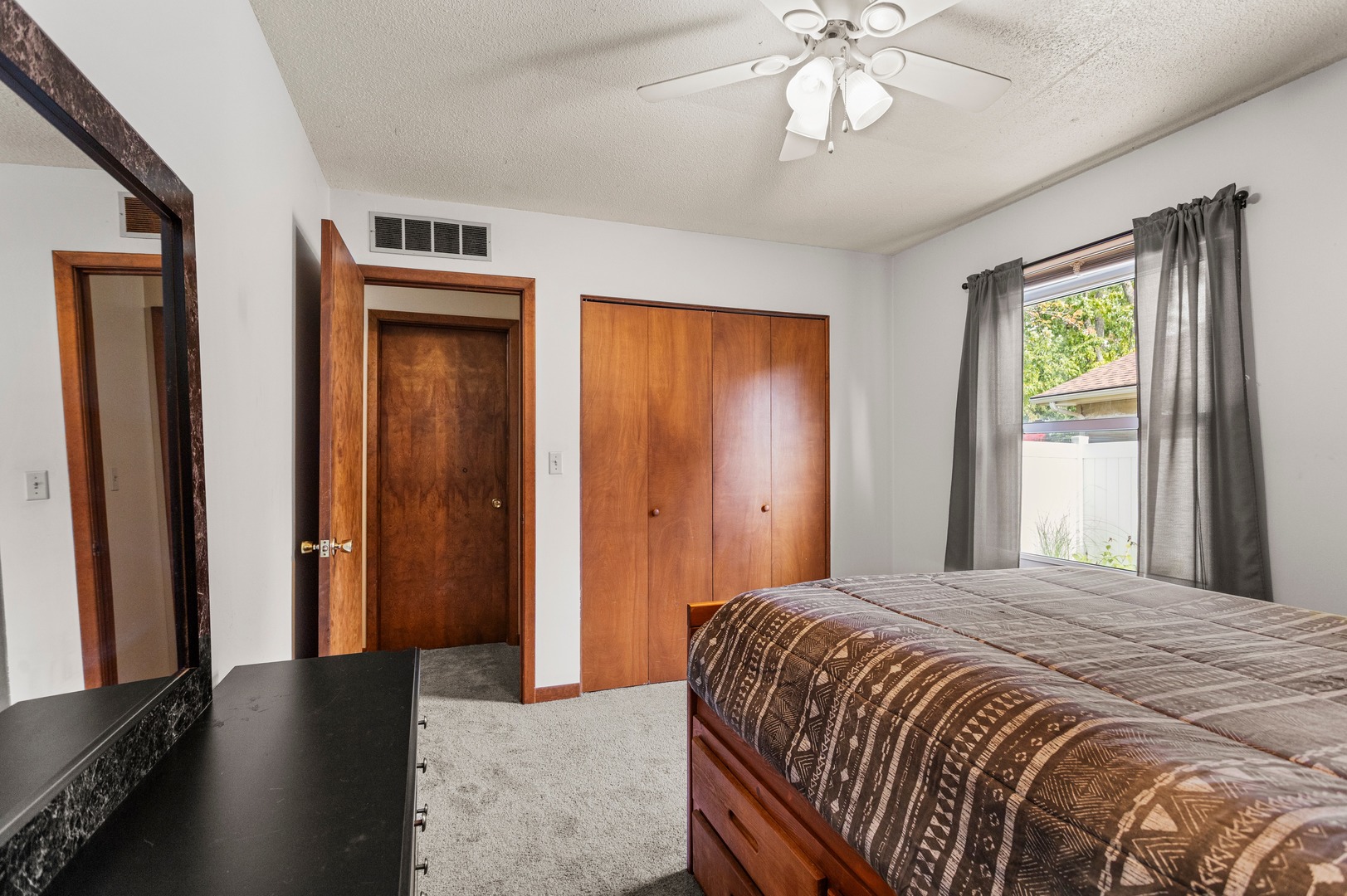 4 Magnolia Court Property Photo 29