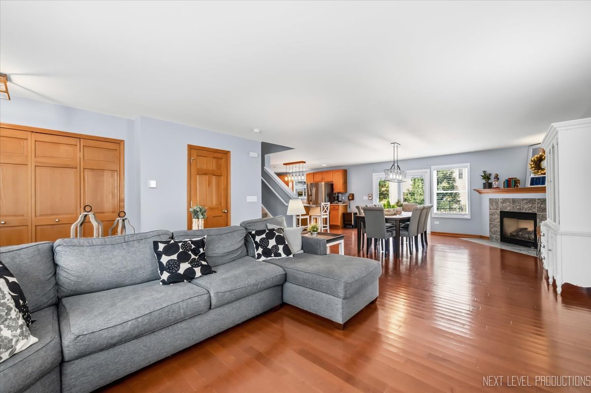 1202 Robinson Street Property Photo 6