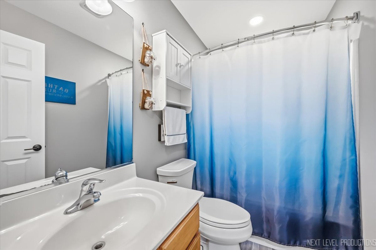1202 Robinson Street Property Photo 15