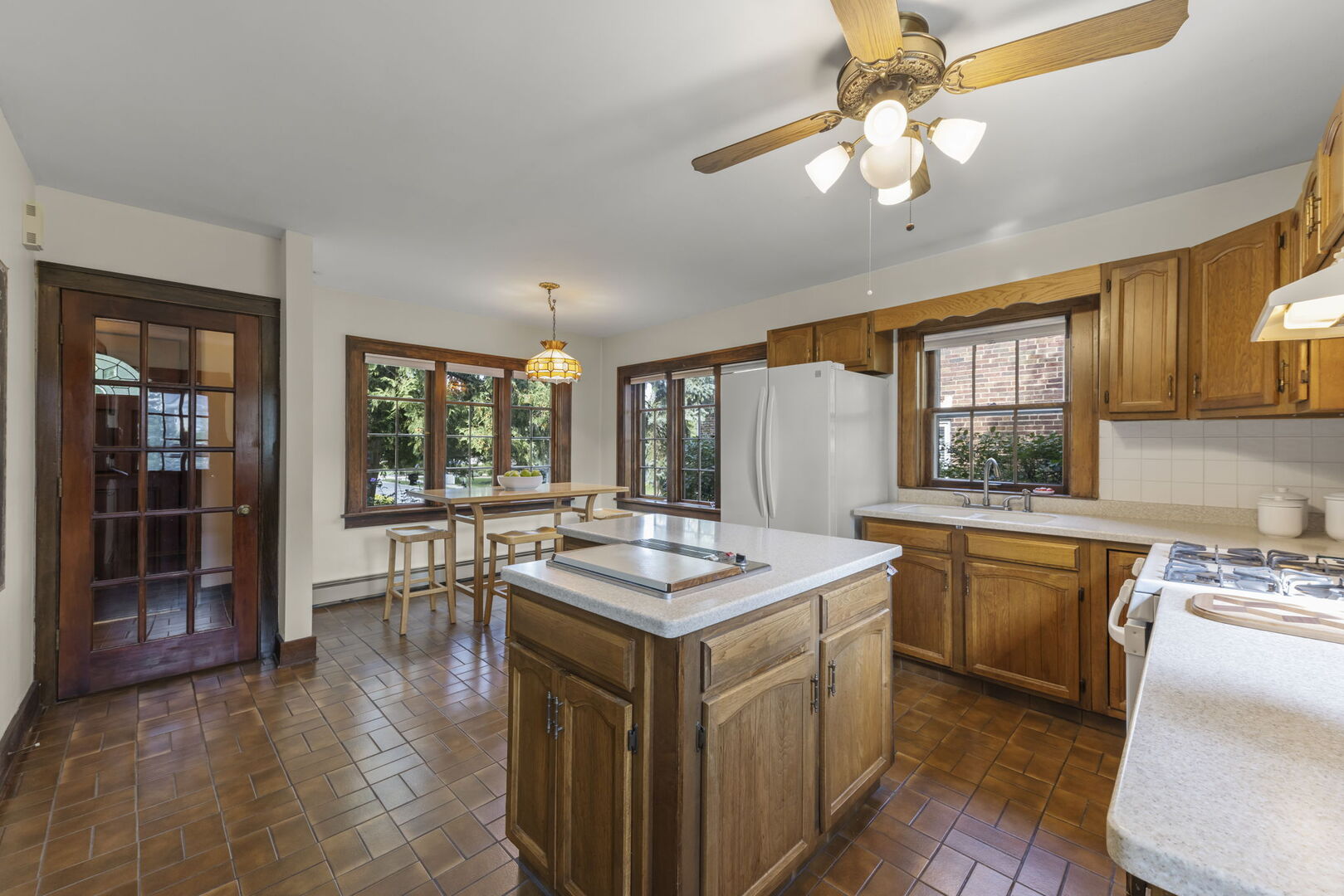 303 Hillside Avenue Property Photo 13