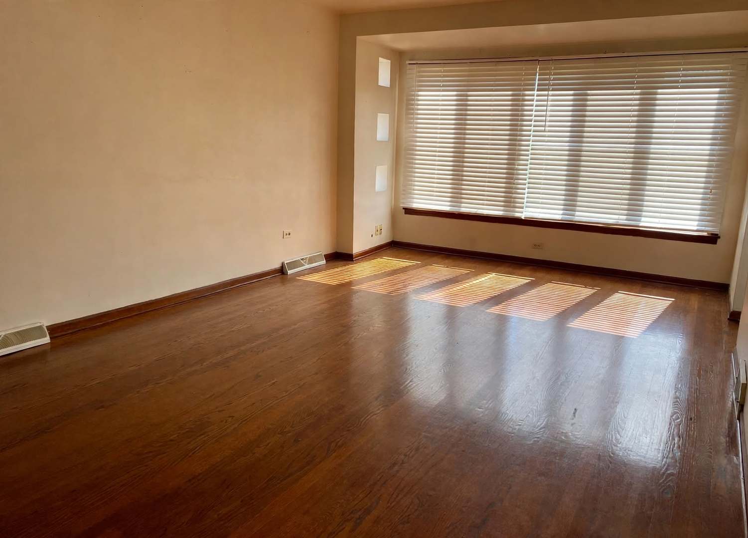7630 Lavergne Avenue Property Photo 5