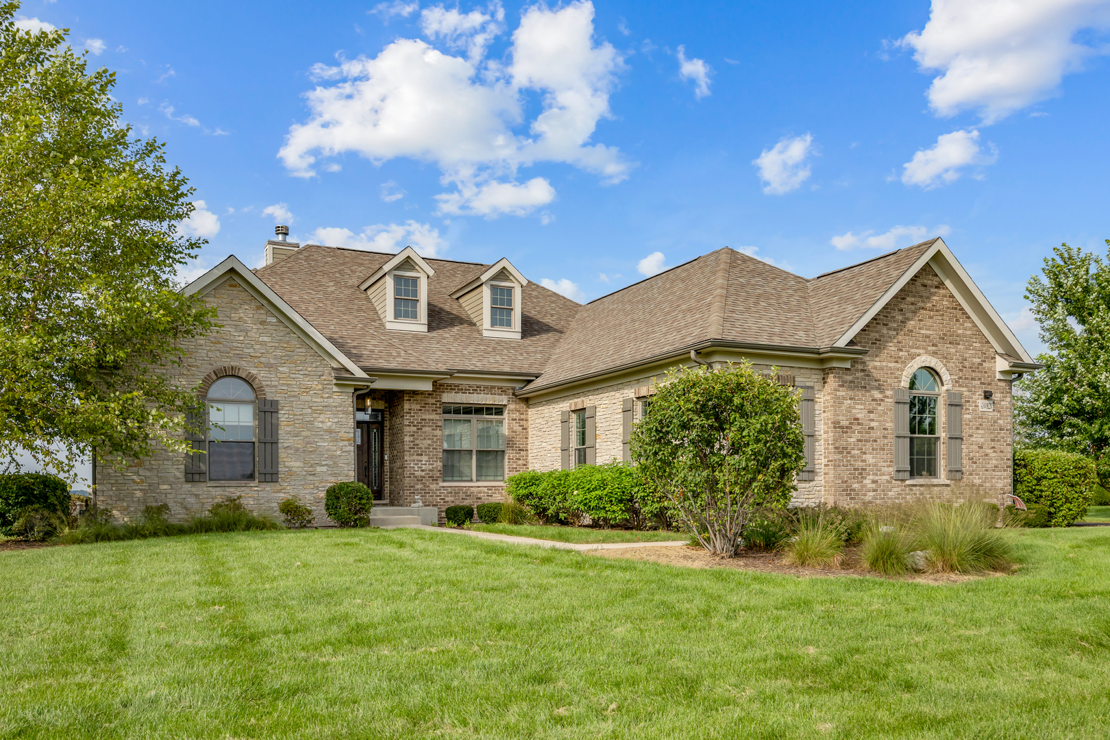 43w812 N Sunset Views Drive Property Photo 1