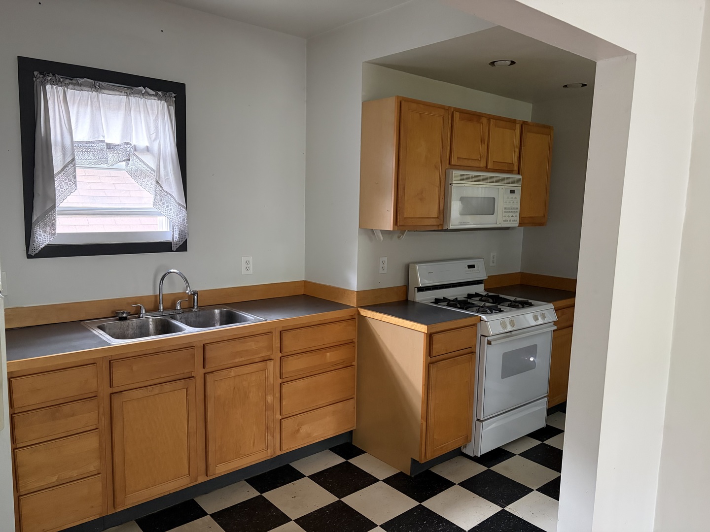 23 Keller Street Property Photo 21