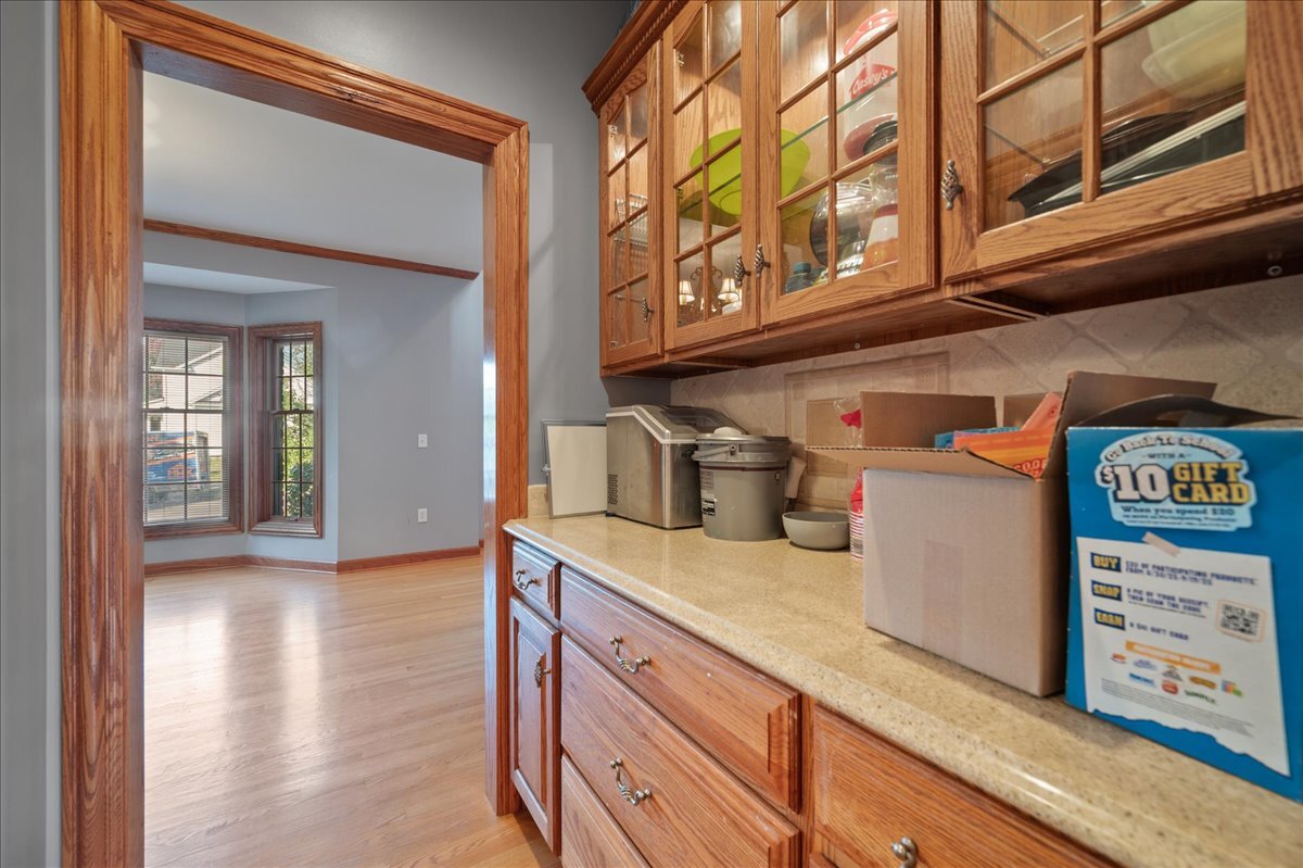 1084 Redwood Drive Property Photo 12