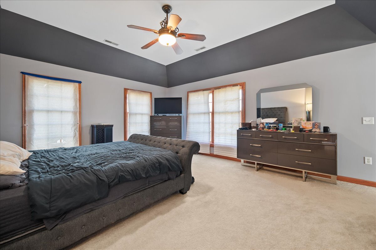 1084 Redwood Drive Property Photo 16