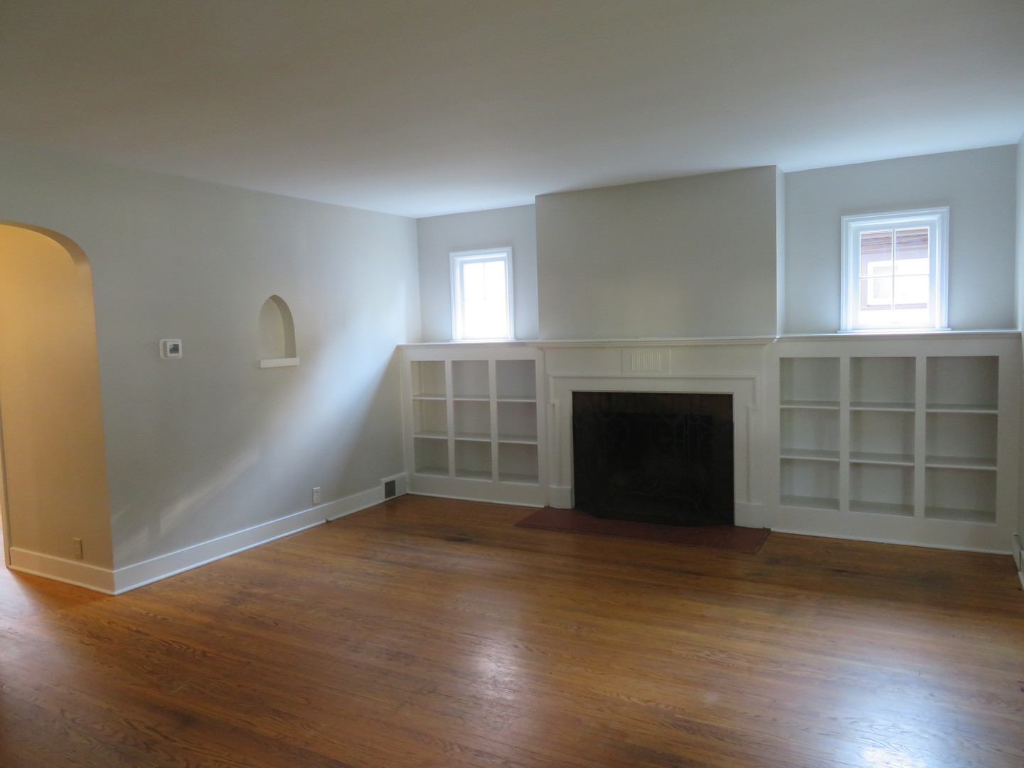 856 E Jefferson Street Property Photo 5