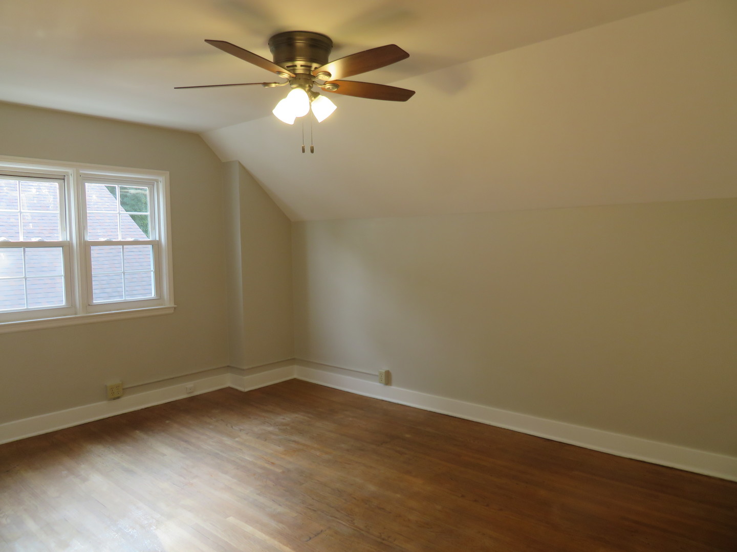 856 E Jefferson Street Property Photo 17