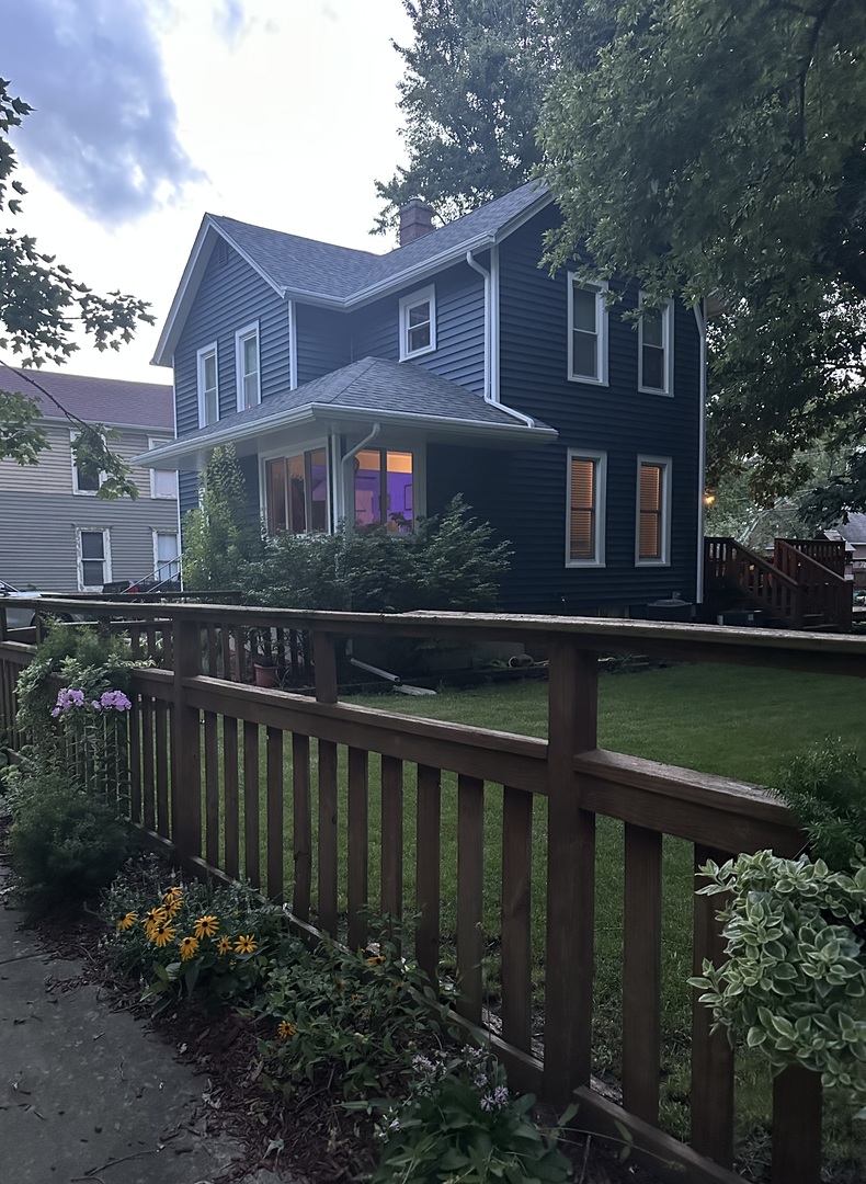406 E Chippewa Street Property Photo 2