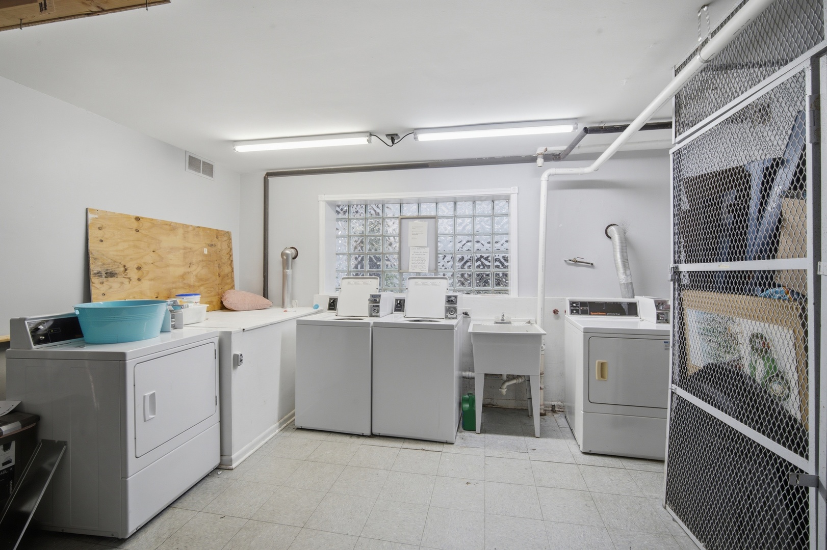 427 S Elmwood Avenue 2 Property Photo 20