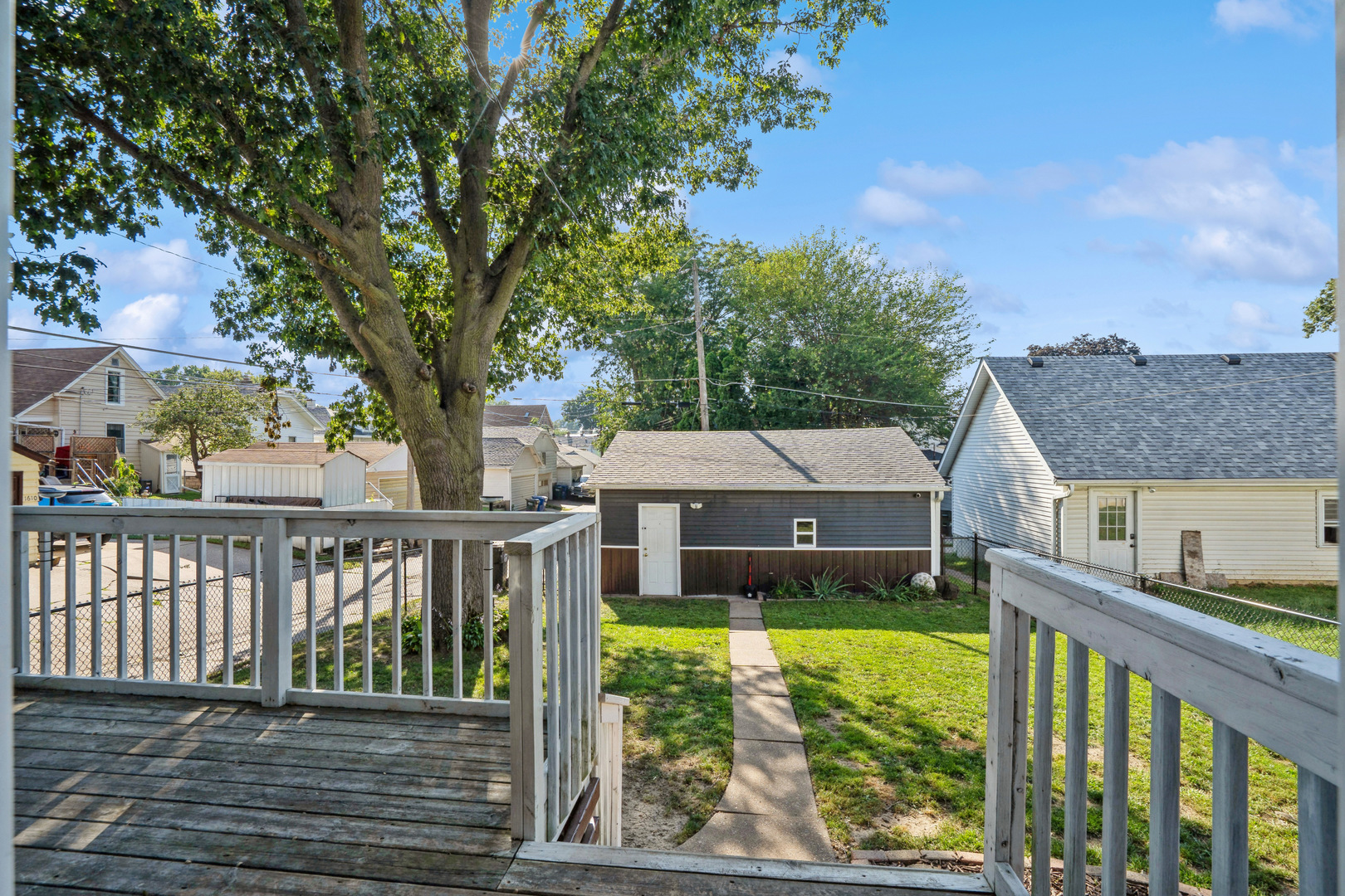 2216 N Sturdevant Street Property Photo 20