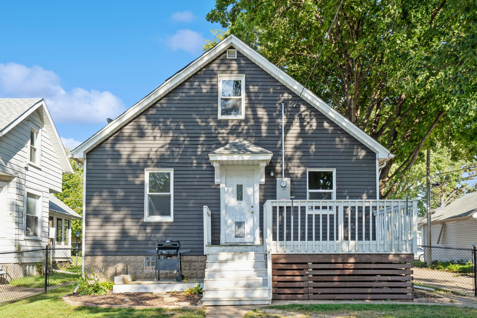 2216 N Sturdevant Street Property Photo 24