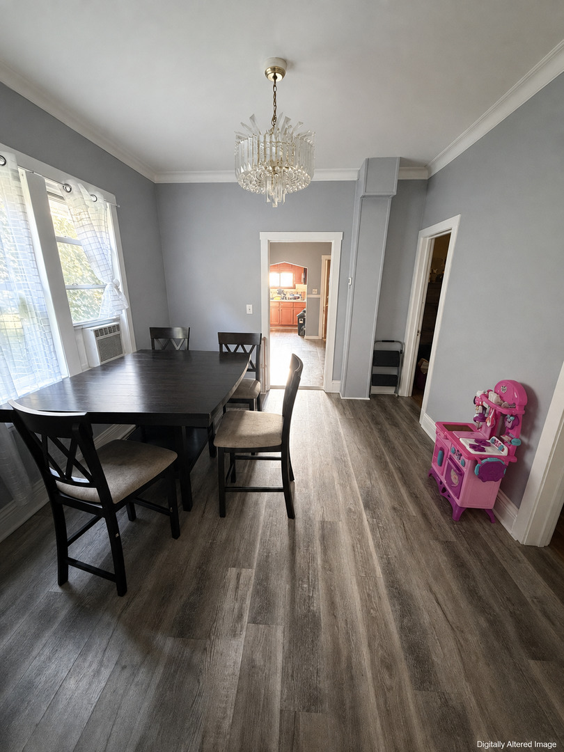8322 S Burnham Avenue Property Photo 1