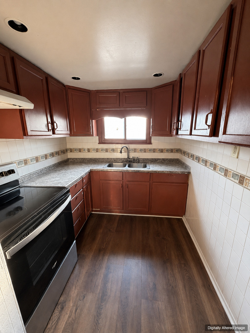8322 S Burnham Avenue Property Photo 7