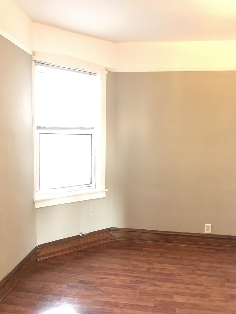 1540 N Hamlin Avenue 2 Property Photo 6