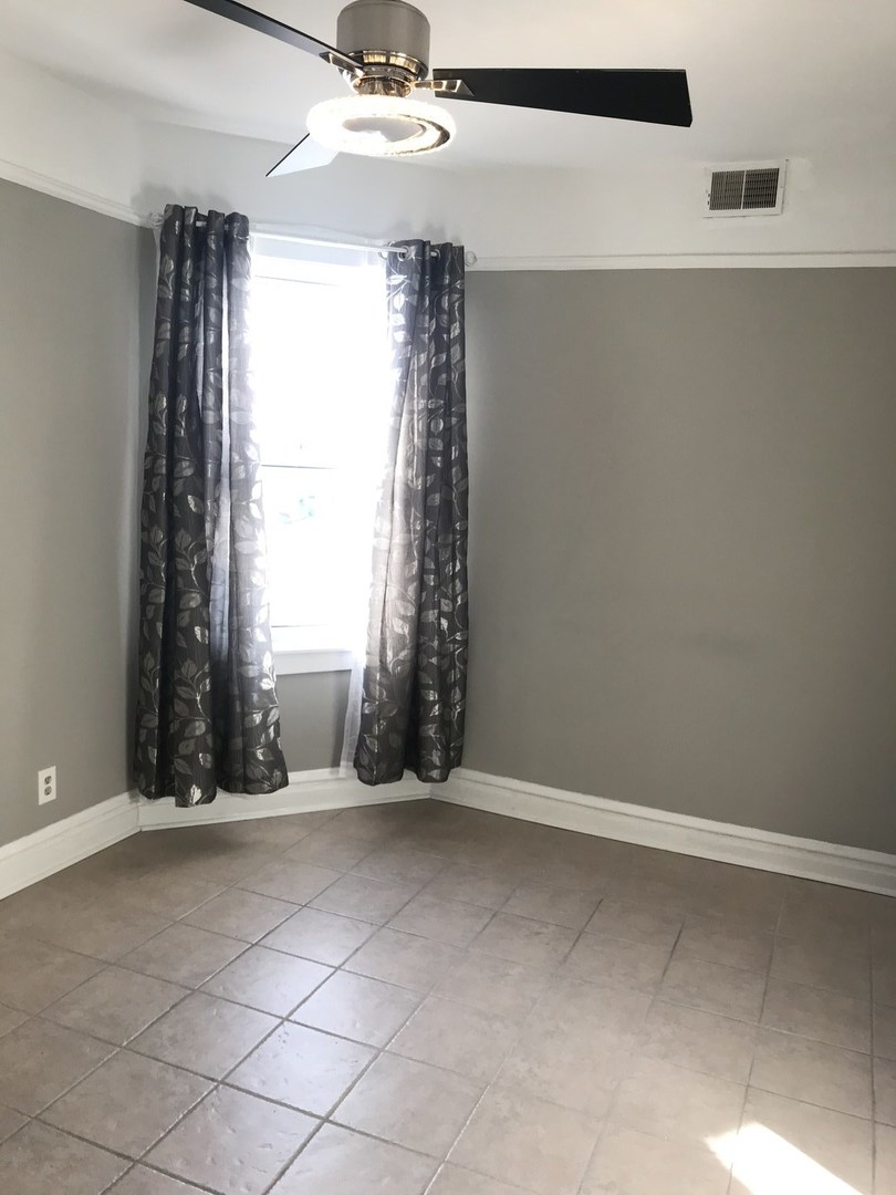 1540 N Hamlin Avenue 2 Property Photo 10