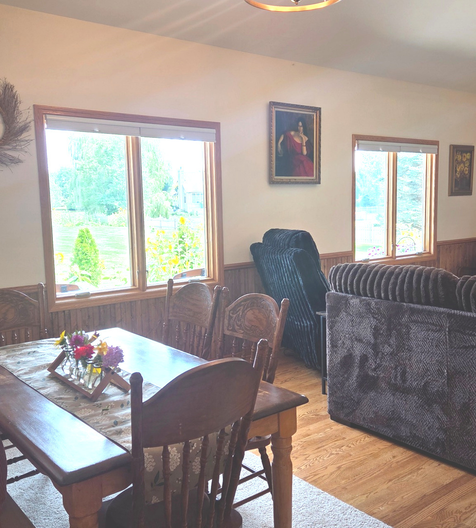 8404 Squirrel Drive Property Photo 6