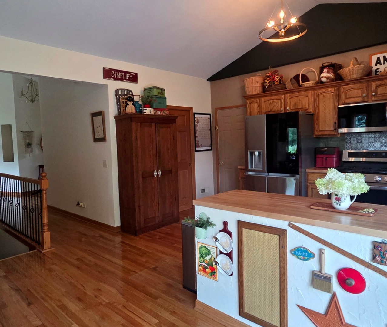 8404 Squirrel Drive Property Photo 14