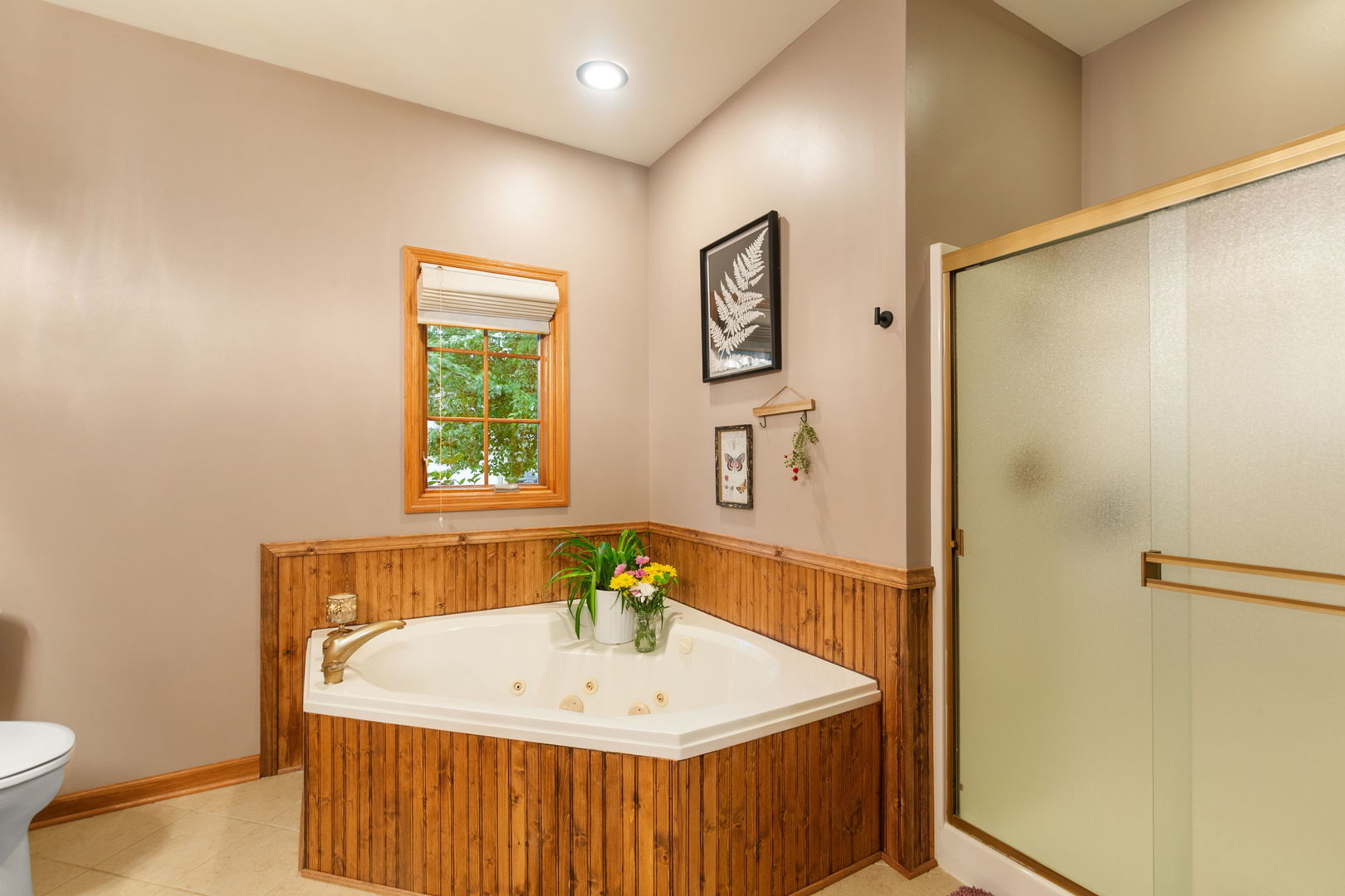 8404 Squirrel Drive Property Photo 23