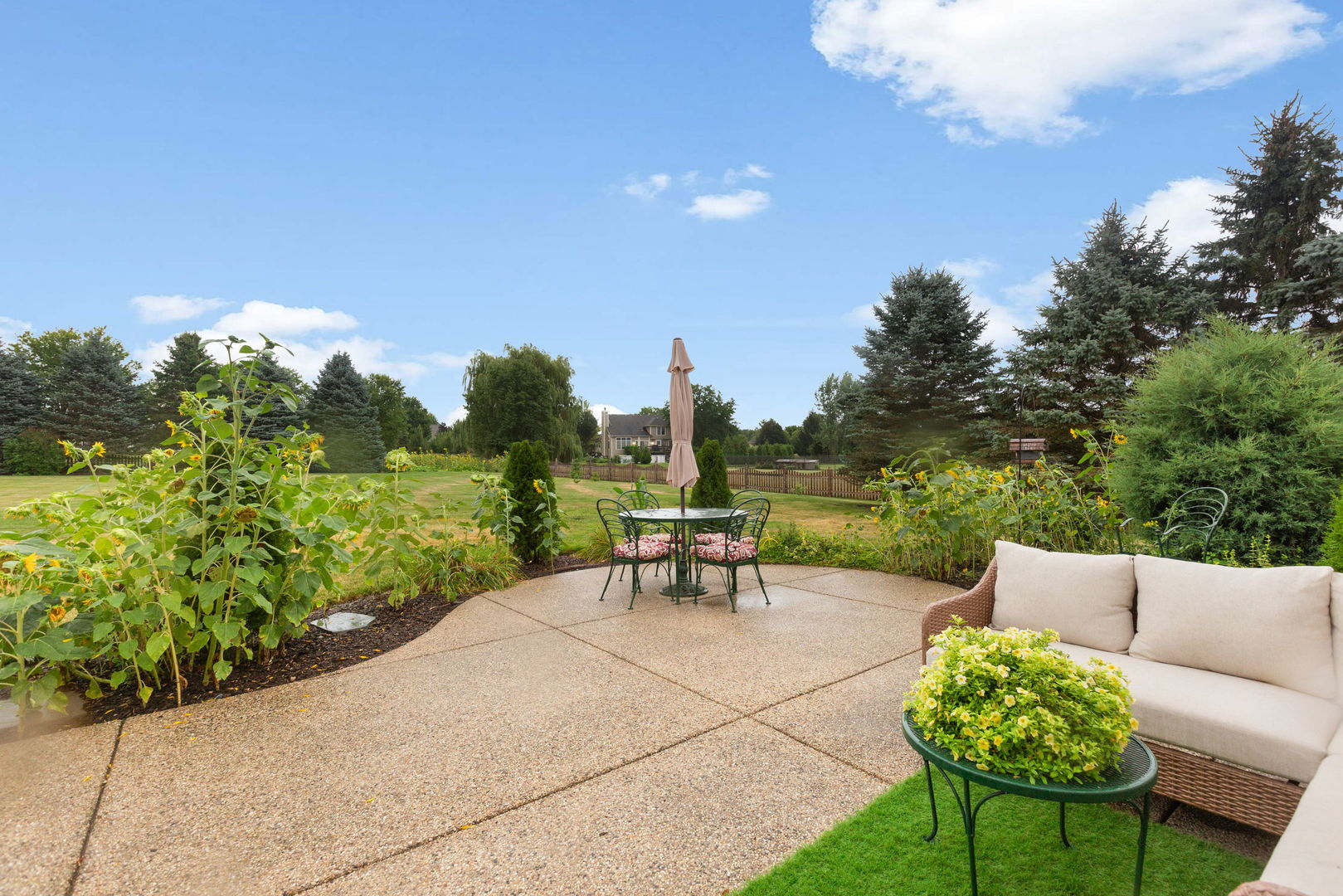 8404 Squirrel Drive Property Photo 30