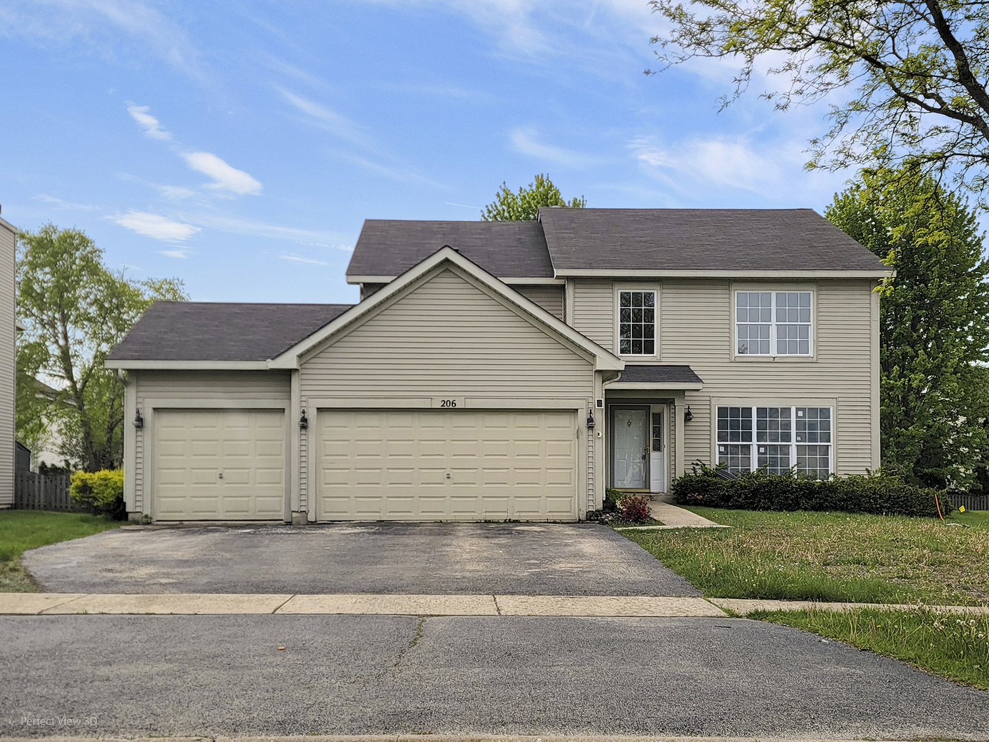 206 CHRISTINE Way Property Photo 1