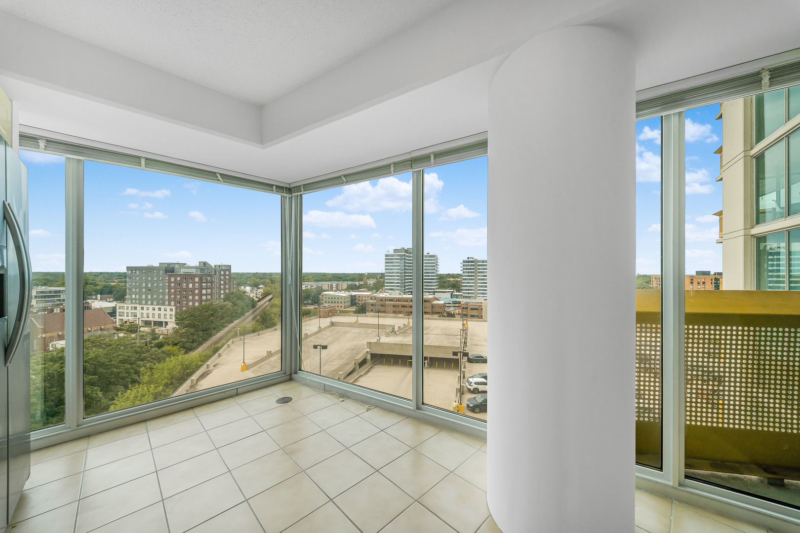 1720 Maple Avenue 1260 Property Photo 7