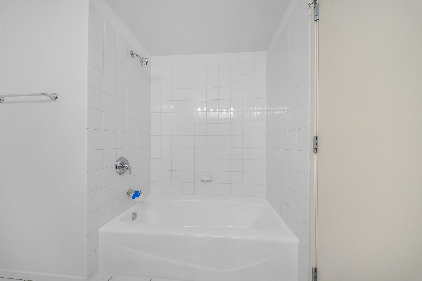 1720 Maple Avenue 1260 Property Photo 9