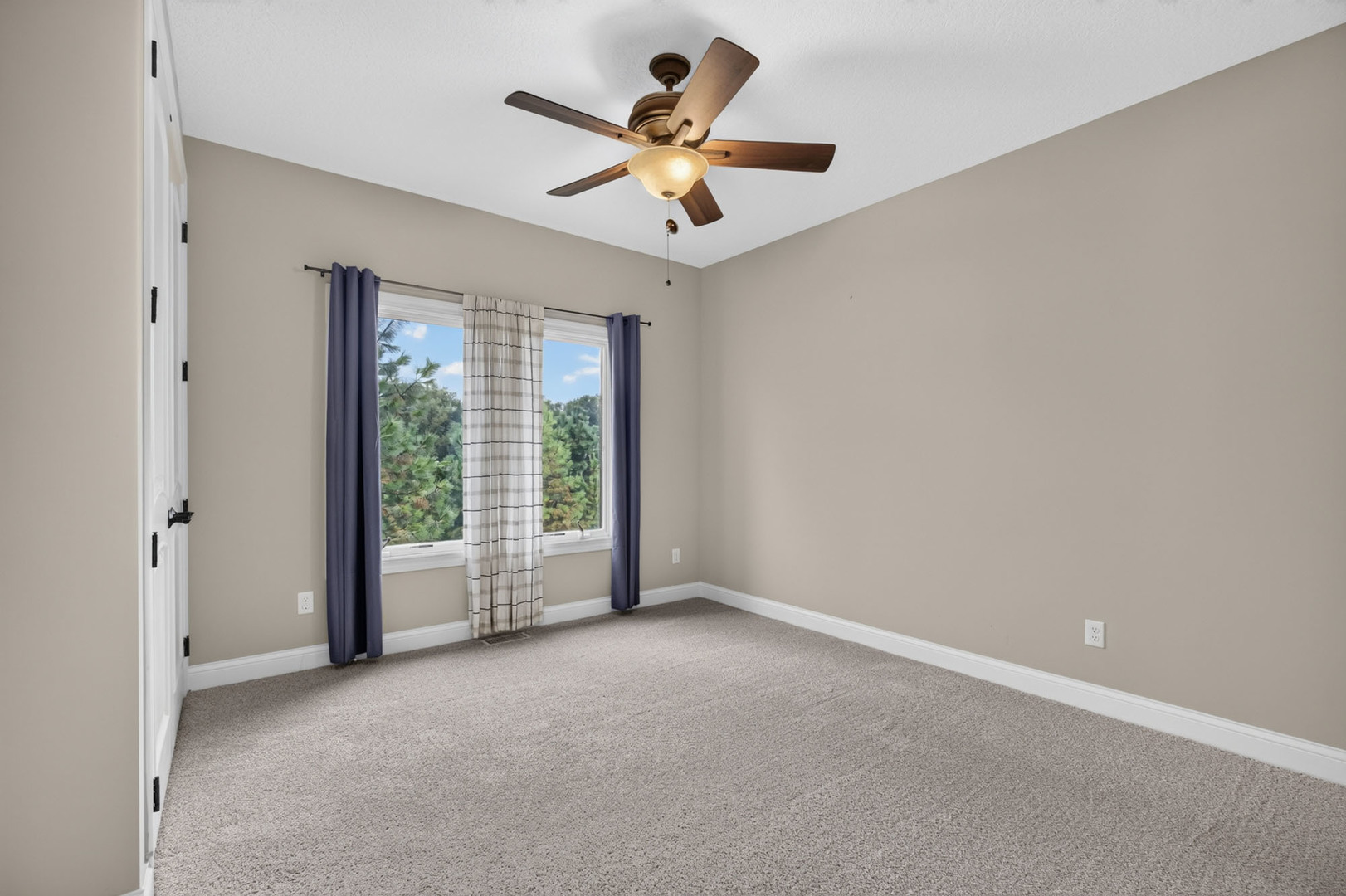 5090 Brittany Court Property Photo 16