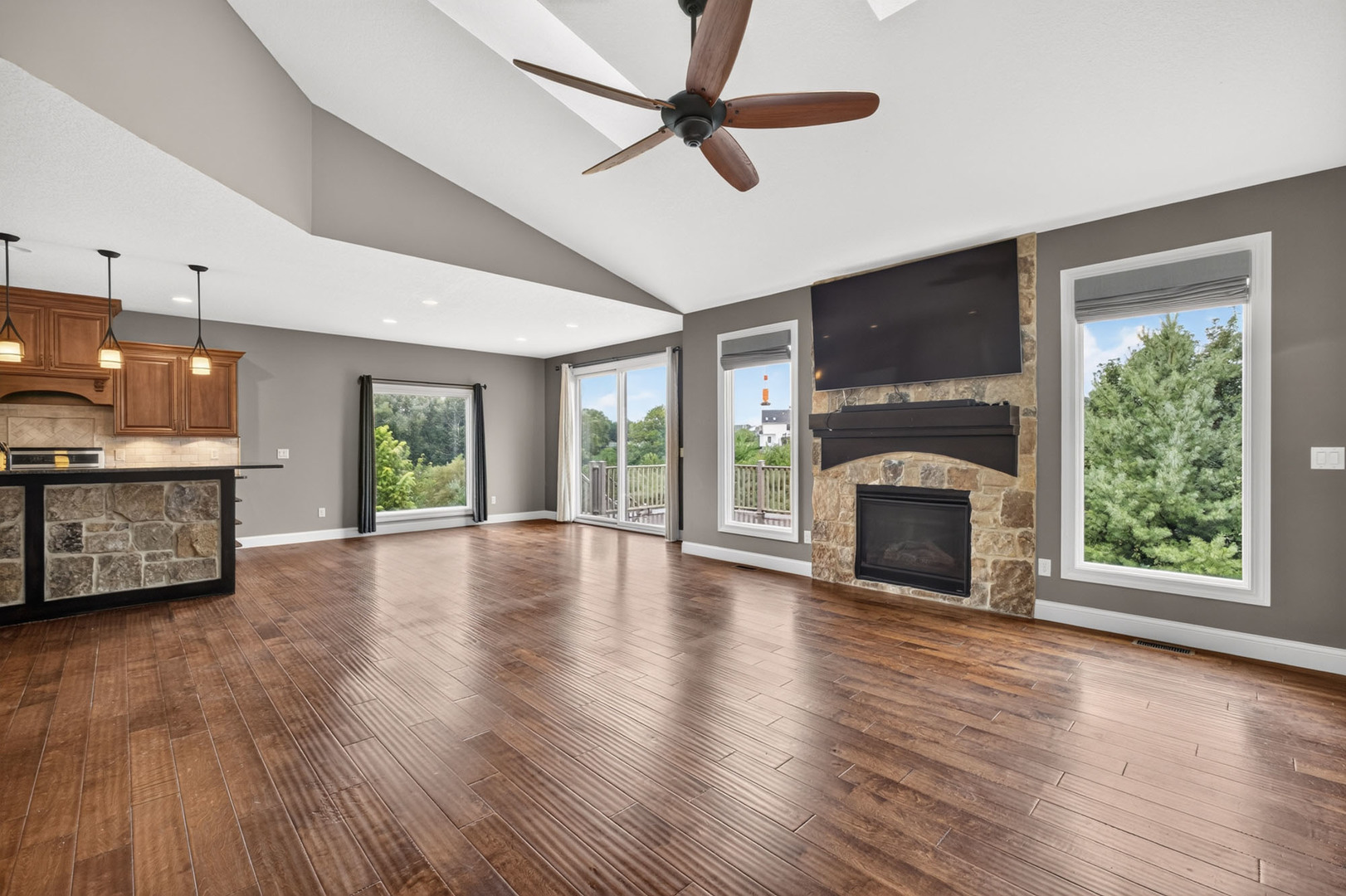 5090 Brittany Court Property Photo 28