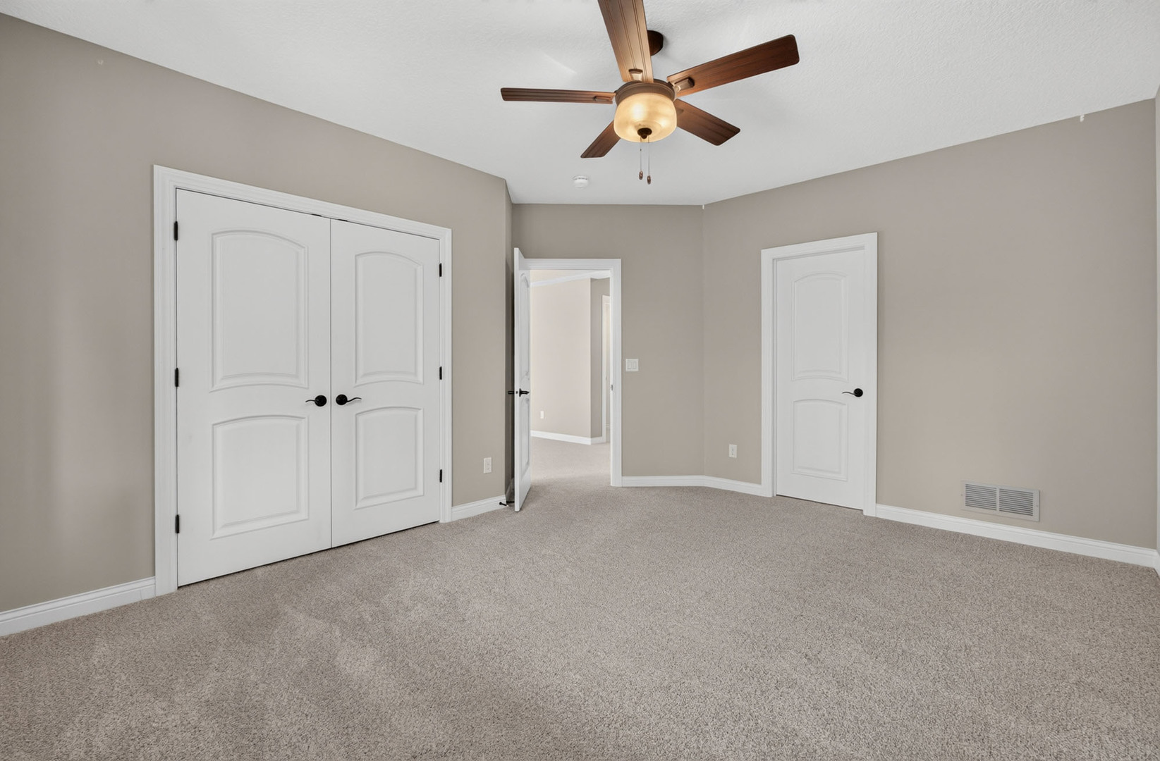 5090 Brittany Court Property Photo 46