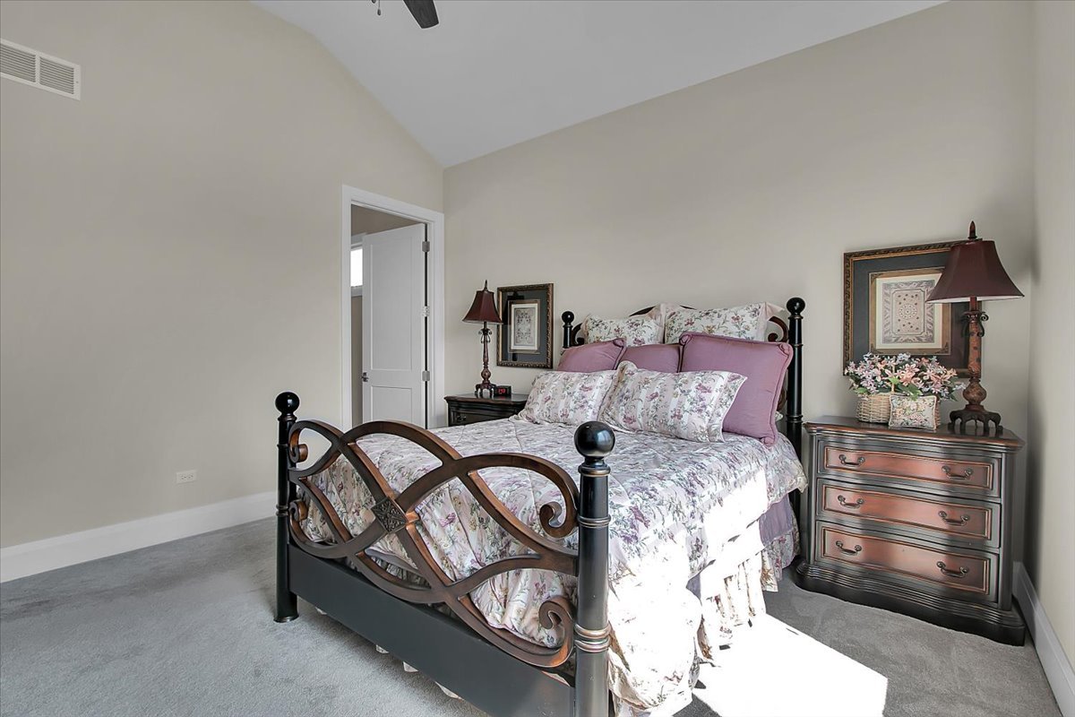 4276 Lacebark Lane Property Photo 18