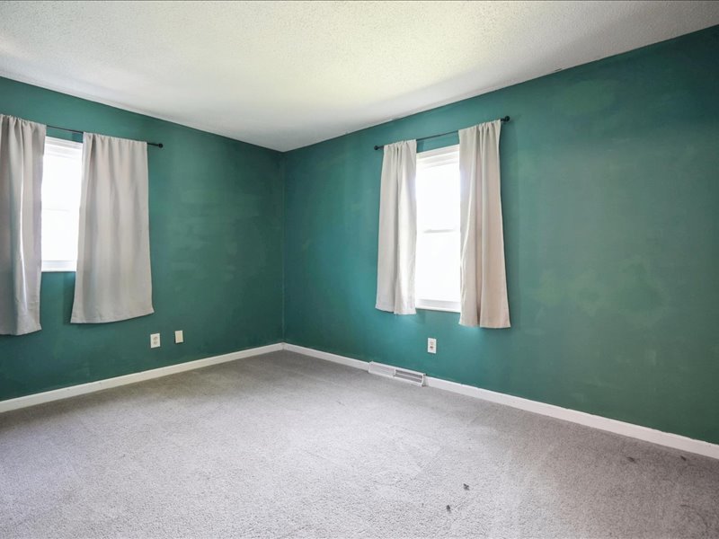 409 15th Place Property Photo 14