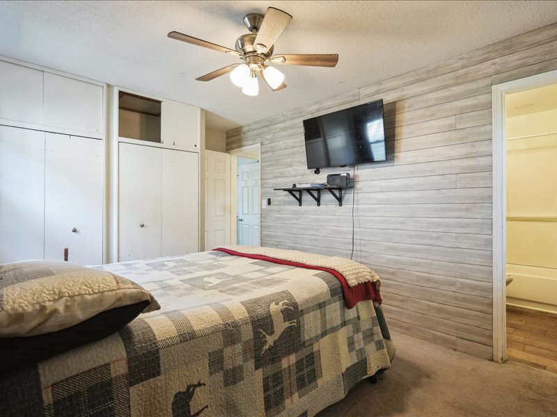 409 15th Place Property Photo 16