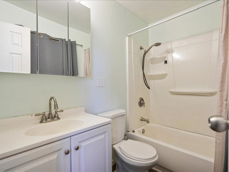 409 15th Place Property Photo 17
