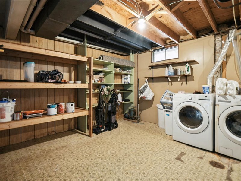 409 15th Place Property Photo 19