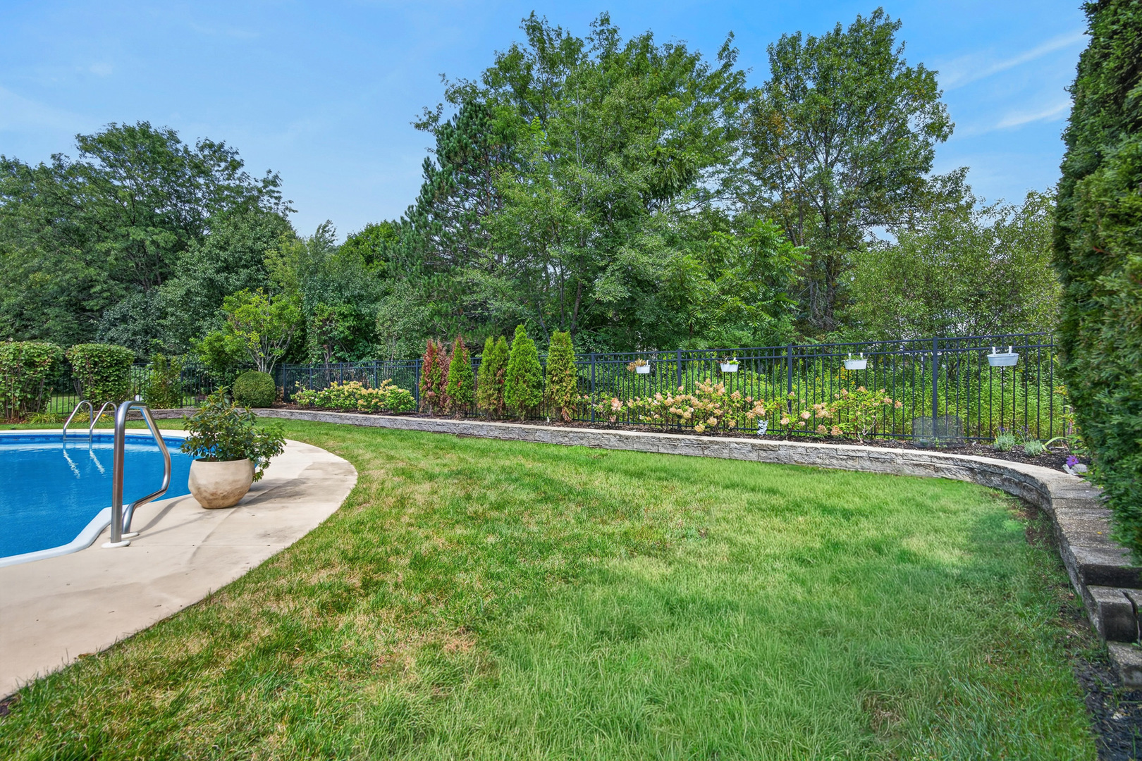 8024 Connor Drive Property Photo 33
