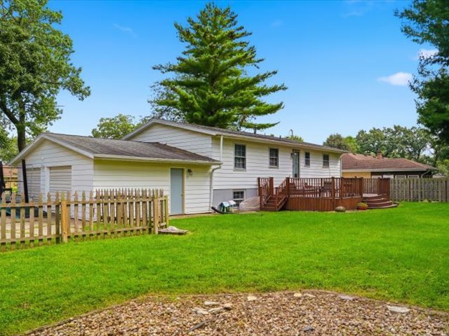 1021 Myrtle Avenue Property Photo 2