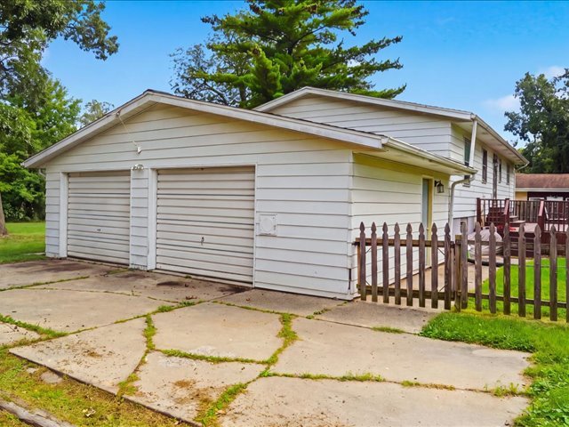 1021 Myrtle Avenue Property Photo 3